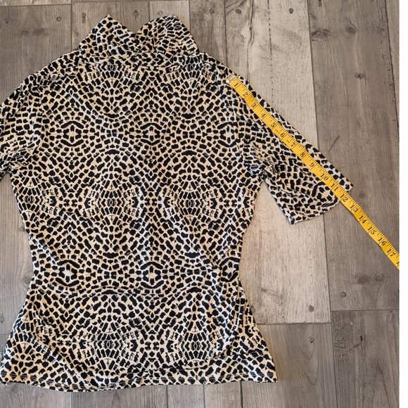 Premise Studio Twist Front Mock Neck Blouse – Tan & Black Animal Print, Sz L - Picture 8 of 10